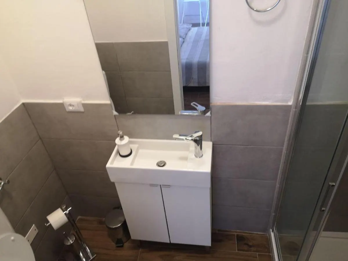 Bed & Breakfast Camera E Bagno Privato A 3 Minuti Dalla Stazione Bologna Italy